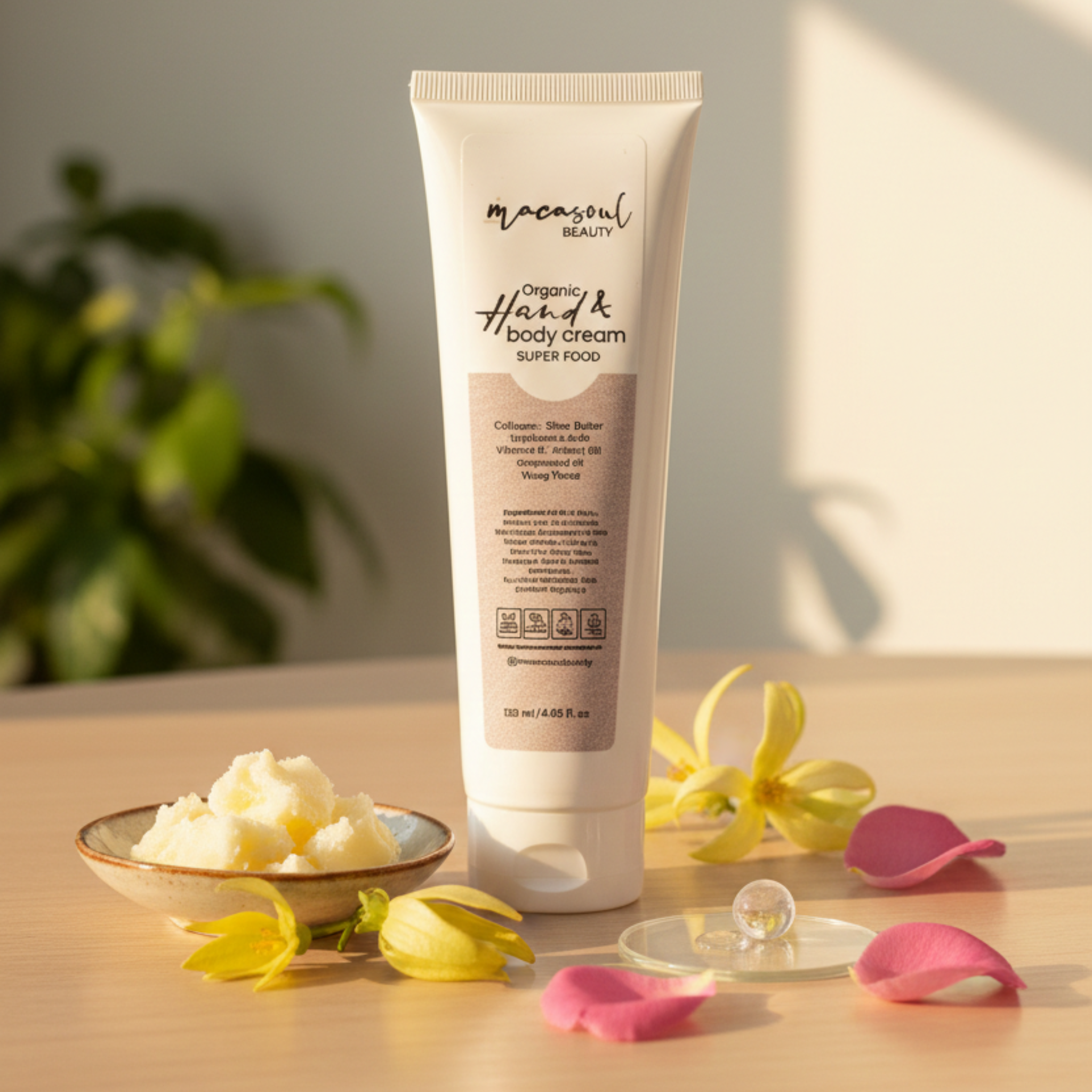 Body & Hand Cream Super Food (120ml) Crema Restauradora con Ácido Hialurónico, Colágeno y Aceite Esencial de Ylang Ylang